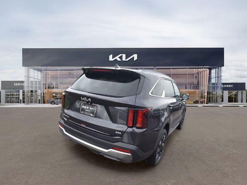 New 2026 Kia Sorento SImage 4