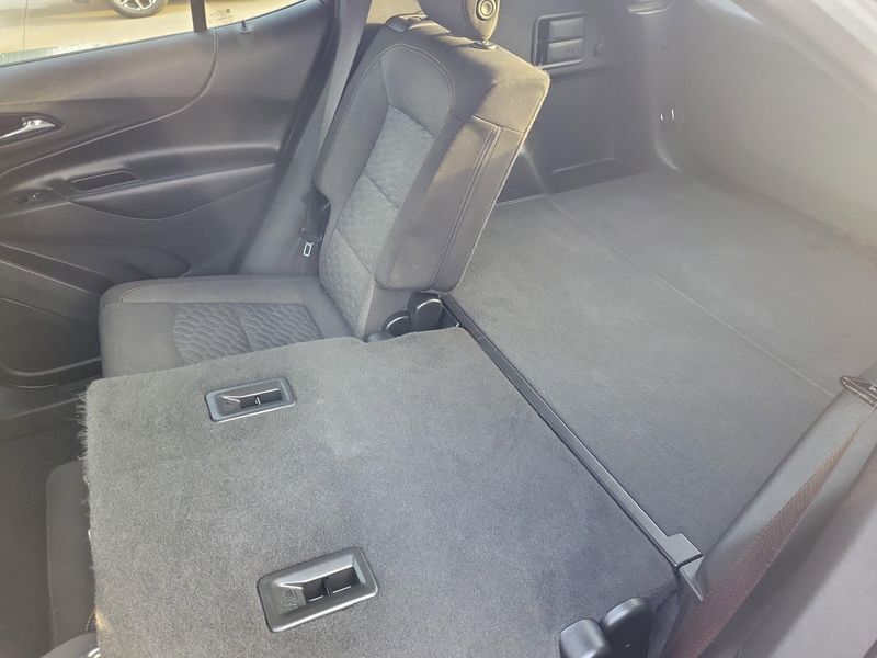 Used 2020 Chevrolet Equinox LTImage 11