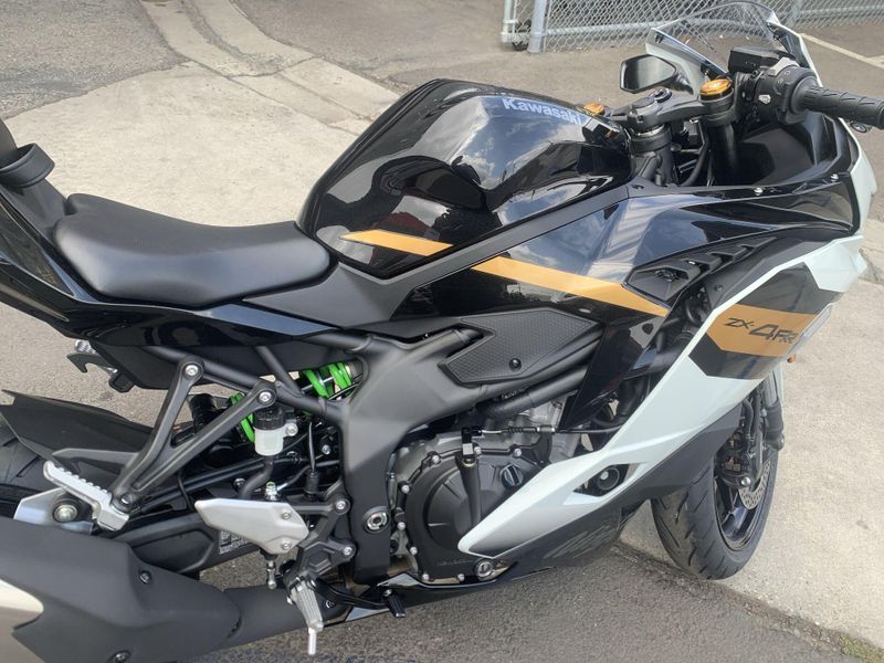 New 2026 Kawasaki NINJA ZX-4RR ABS Image 16