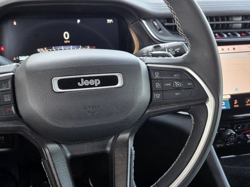 Used 2023 Jeep Grand Cherokee Limited