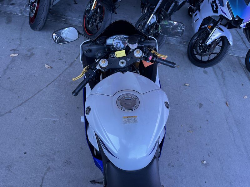 Used 2014 Yamaha YZF-R6 CA Image 10