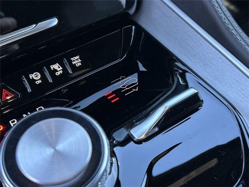 2026 Jeep Grand Grand Wagoneer Wagoneer Limited Reserve 4x4Image 24