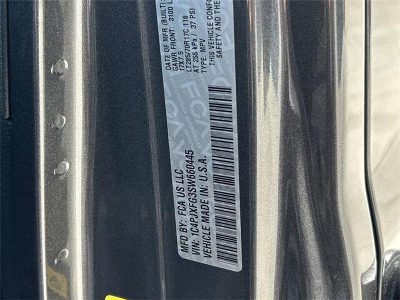 New 2025 Jeep Wrangler 4-door RubiconImage 23