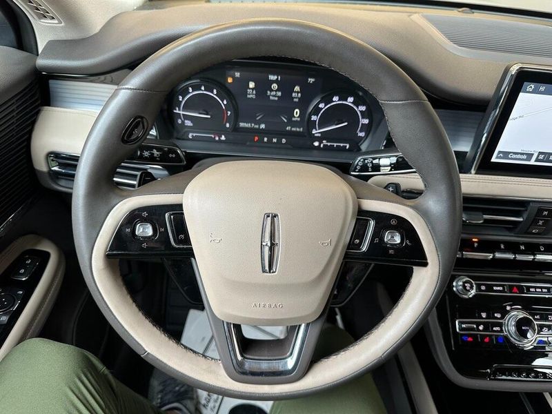 2022 Lincoln Corsair StandardImage 2