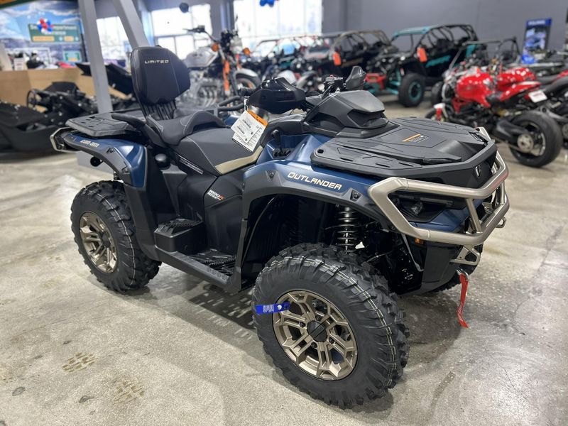 New 2025 Can-Am OUTLANDER MAX LIMITED 1000R Image 2