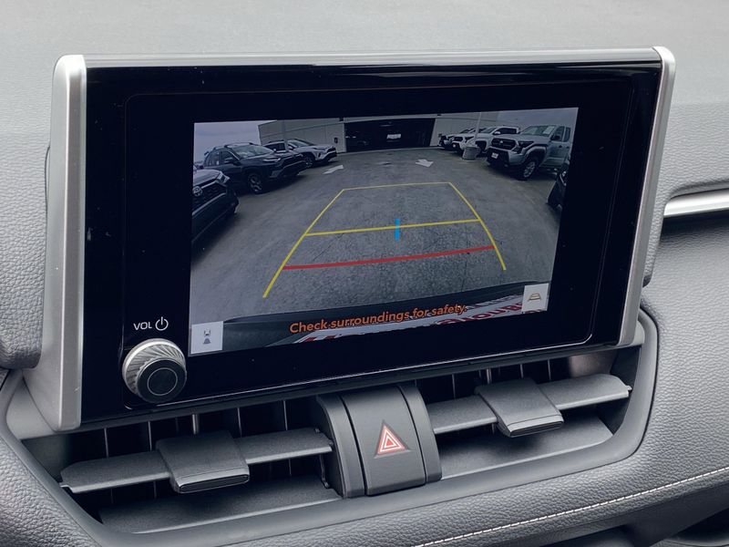 New 2025 Toyota RAV4 Hybrid XLEImage 16