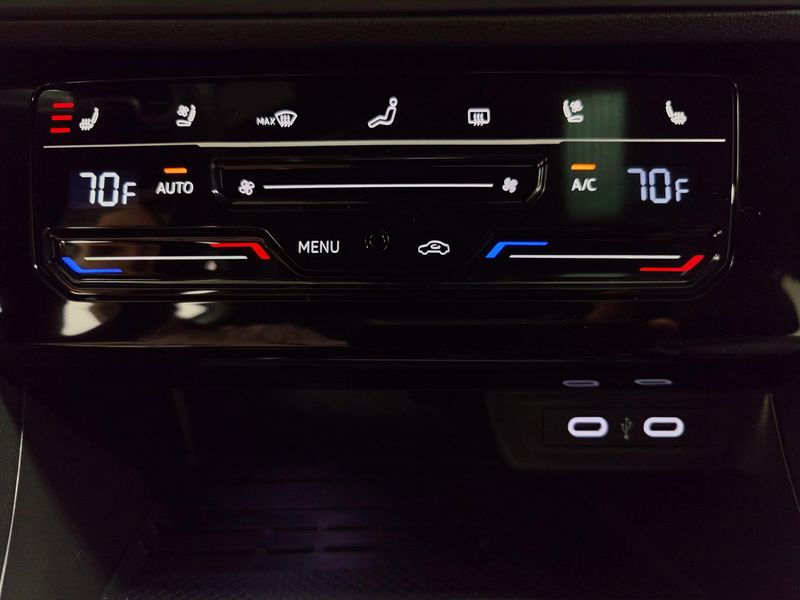 2025 Volkswagen Jetta GLI Autobahn w/Sunroof & Beats AudioImage 20