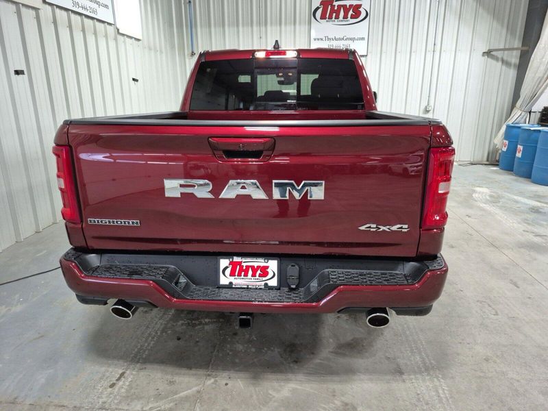 2025 RAM 1500 Big Horn Crew Cab 4x4 5