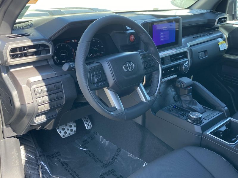 New 2025 Toyota Tacoma TRD SportImage 13