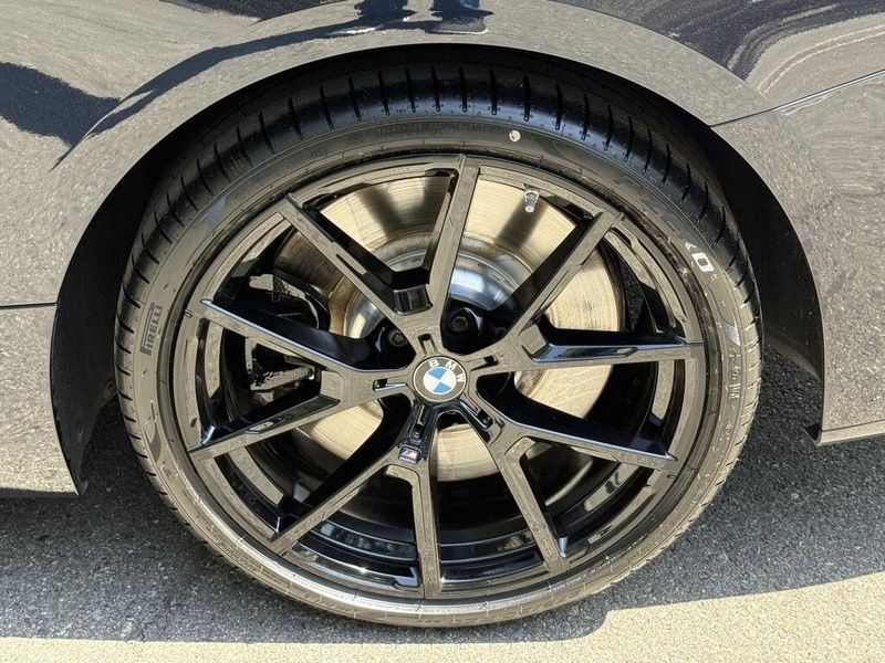 2022 BMW 8 Series M850i xDriveImage 16