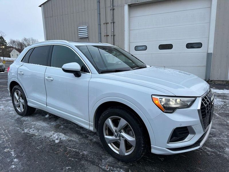 2020 Audi Q3 PremiumImage 1