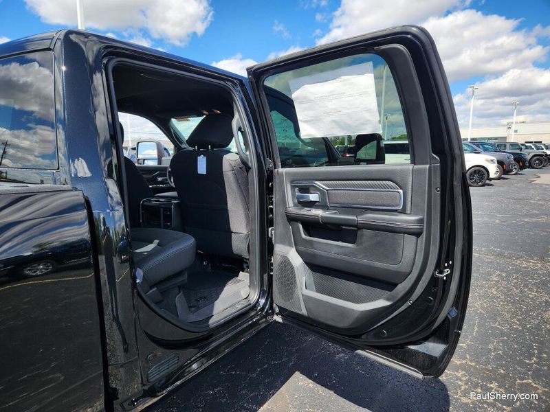 New 2026 RAM 3500 Big Horn Crew Cab 4x4 8' Box