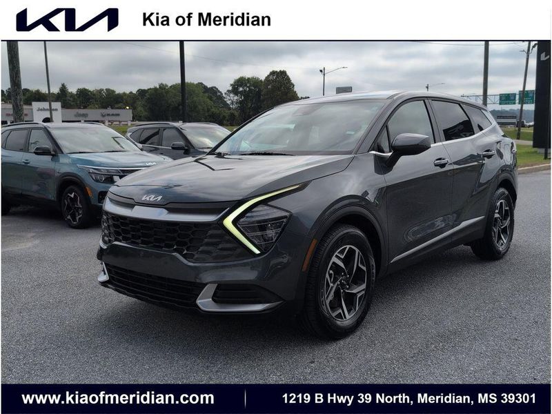 Used 2024 Kia Sportage LXImage 1