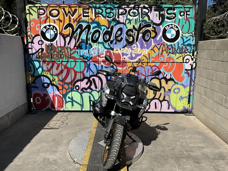 New 2026 BMW R 1300 GS Adventure Image 2