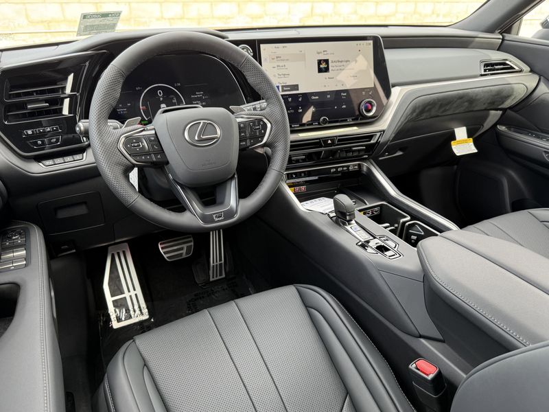 New 2026 Lexus TX 500h F SPORT Performance PremiumImage 24