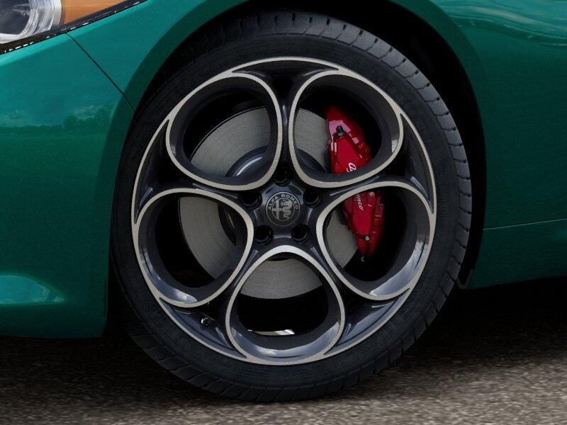 New 2026 Alfa Romeo Giulia AwdImage 4