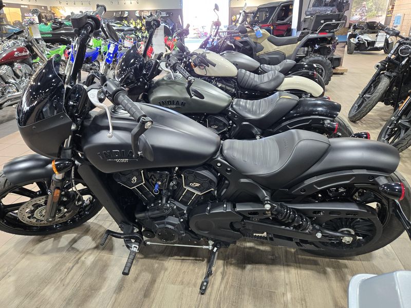 USED 2023 INDIAN MOTORCYCLE SCOUT ROGUE Image 3