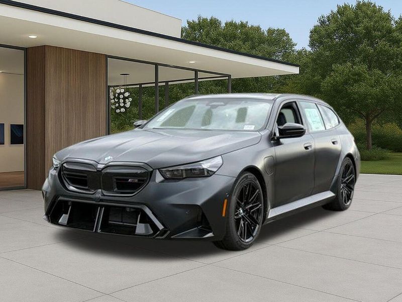 New 2026 BMW M5 BaseImage 2