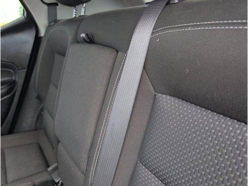 Used 2024 GMC Terrain SLEImage 31