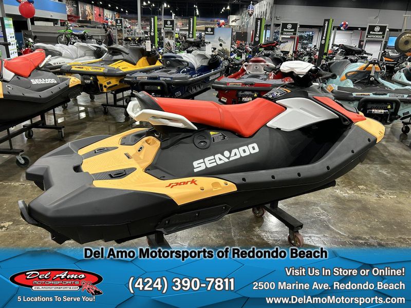 2024 Sea-Doo SPARK FOR 3 (SOUND SYSTEM) Image 15