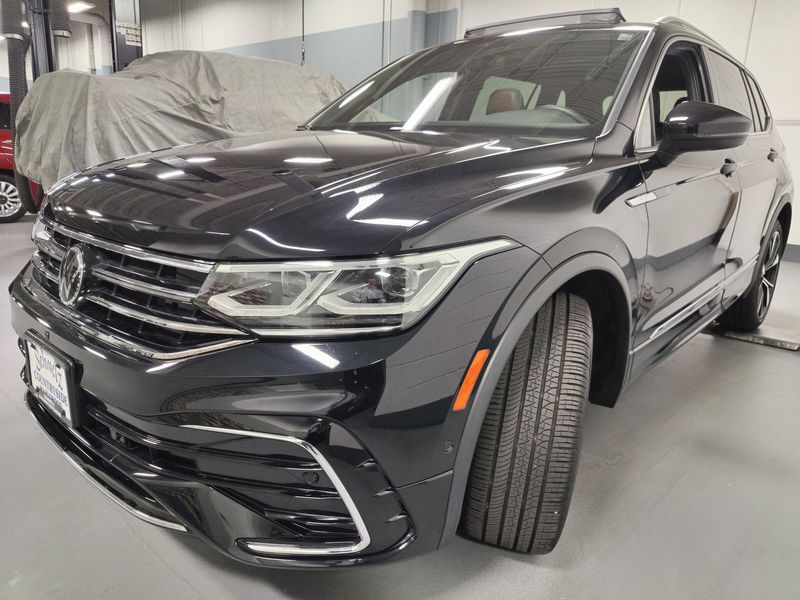 Used 2024 Volkswagen Tiguan AWD SEL R-Line w/Sunroof/navImage 15