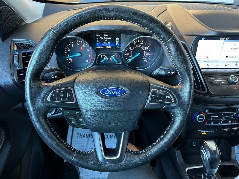 2019 Ford Escape SEImage 2