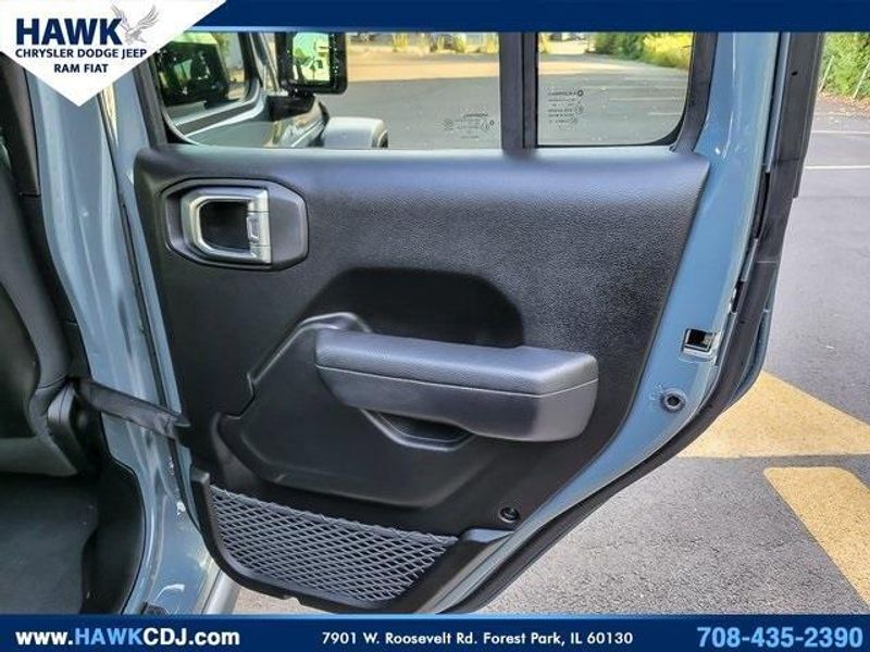2024 Jeep Wrangler Rubicon 4xe photo 27