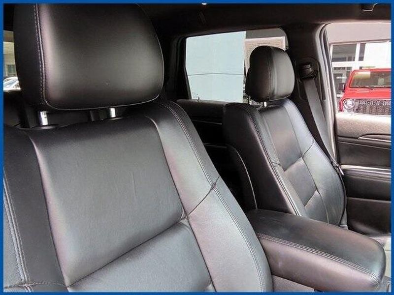 Used 2018 Jeep Grand Cherokee LimitedImage 9