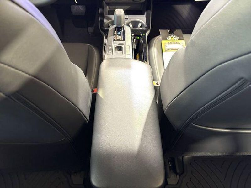 New 2026 Toyota Prius XLEImage 22