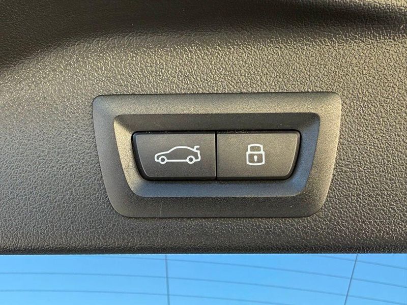 Used 2025 BMW X5 M60iImage 17