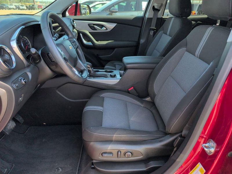 Used 2023 Chevrolet Blazer LTImage 10