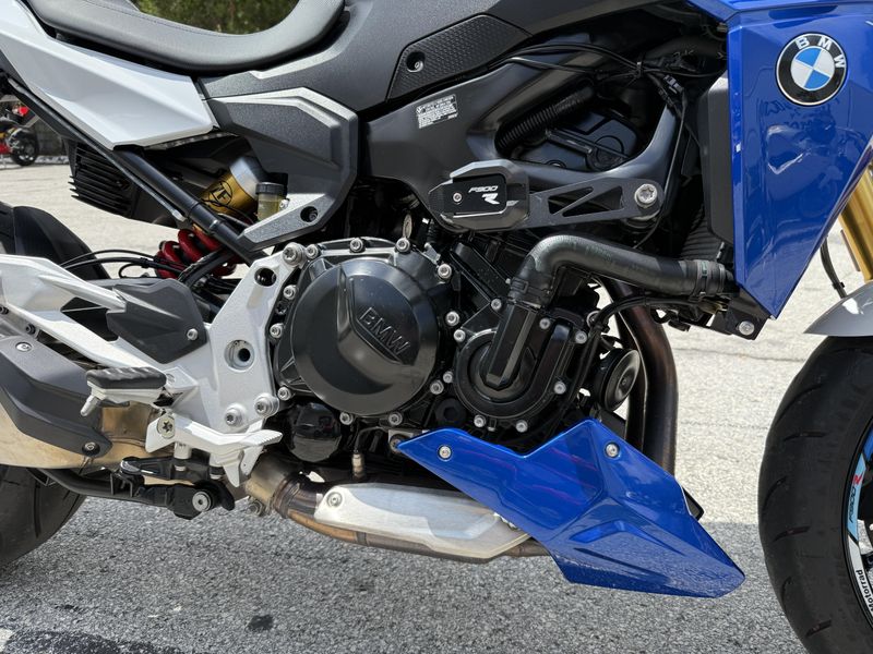 2022 BMW F 900 R