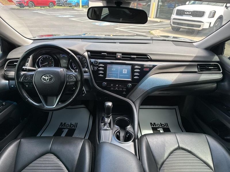 Used 2019 Toyota Camry LImage 25