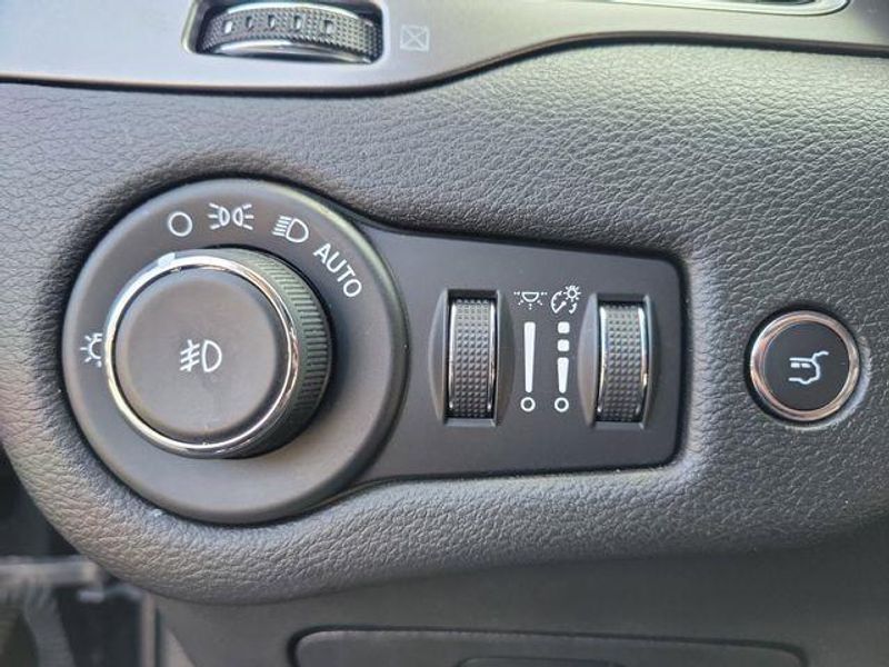 Used 2019 Jeep Cherokee Limited