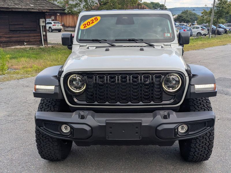 2025 Jeep Wrangler 4xe Willys photo 8