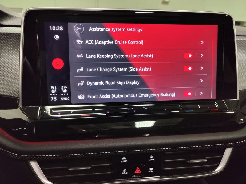 Used 2025 Volkswagen Atlas Cross Sport SEL R-Line Black AWD w/Sunroof/NavImage 28