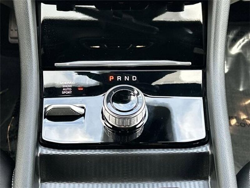 New 2025 Jeep Grand Cherokee L Limited 4x4Image 22