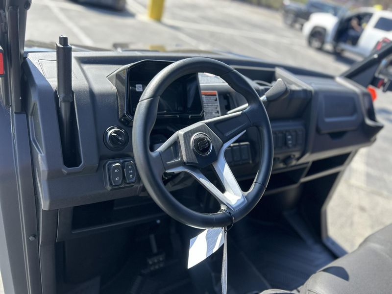 New 2025 CFMOTO UFORCE 1000 XL Image 16