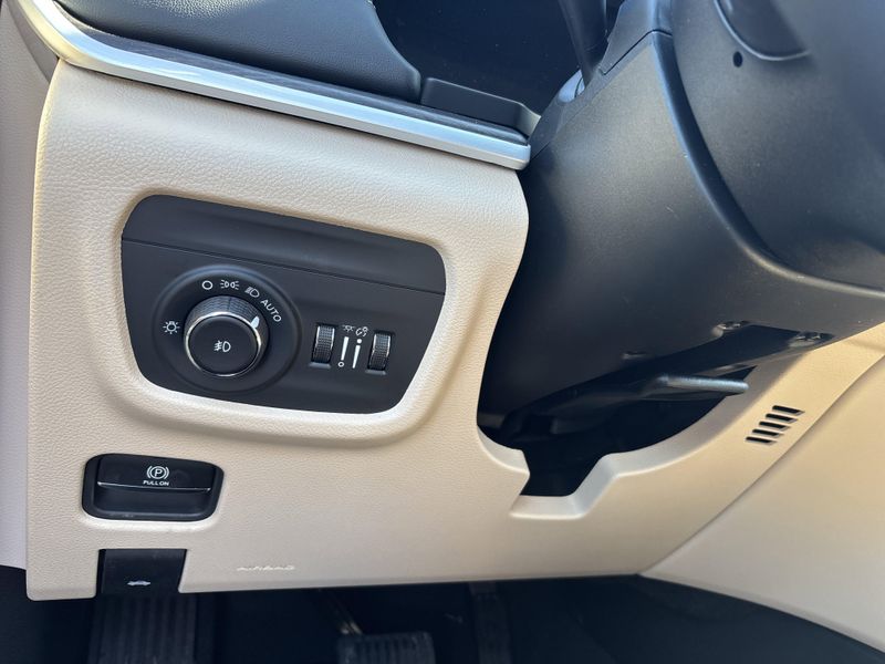 New 2026 Jeep Grand Cherokee Limited 4x4Image 34