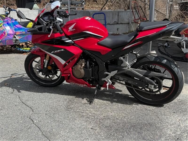 Used 2023 Honda CBR500ABS Image 2