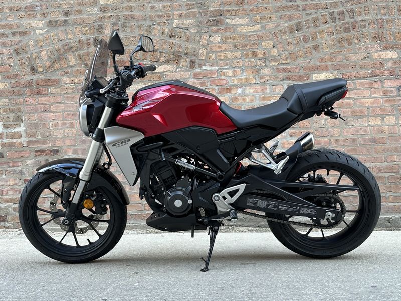 2019 Honda CB300R  Image 2