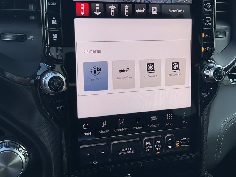 New 2026 RAM 1500 Limited Crew Cab 4x4 5'7' Box