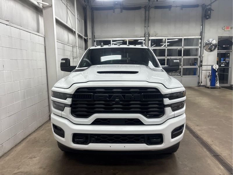 2026 Ram 2500 Tradesman photo 17