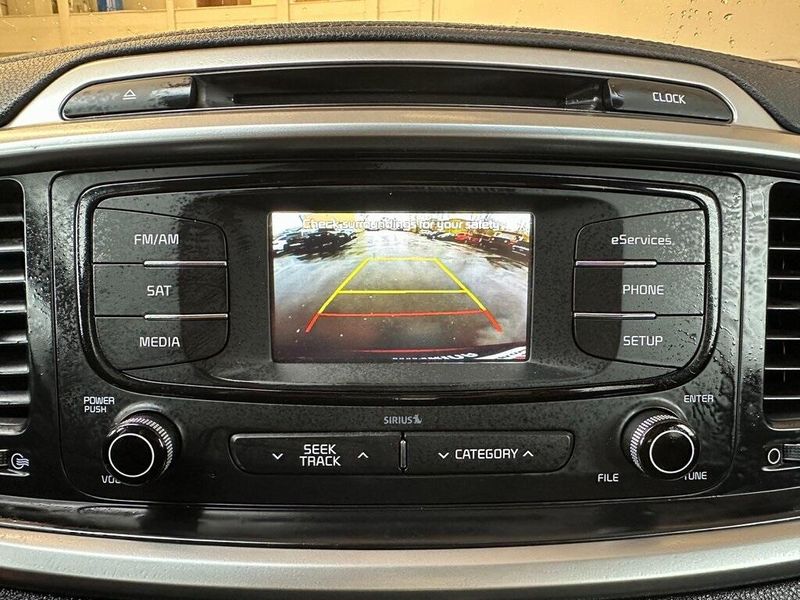 2016 Kia Sorento LXImage 5