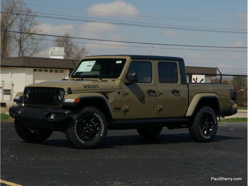 New 2025 Jeep Gladiator Willys 4x4