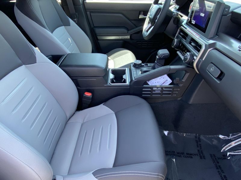 New 2025 Toyota Tacoma TRD Off RoadImage 10