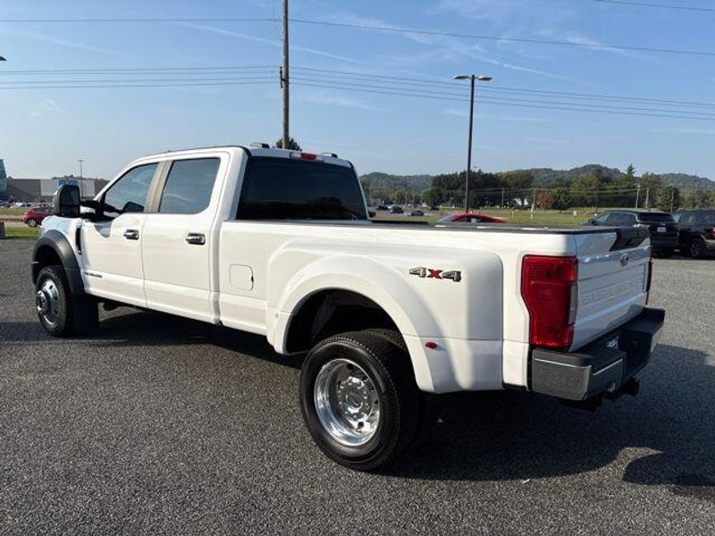 2021 Ford F-450 photo 3