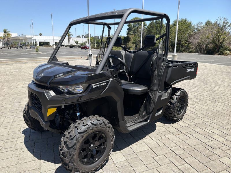 New 2026 Can-Am DEFENDER DPS HD9 Image 13