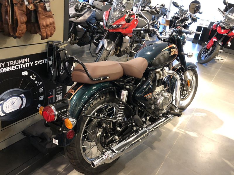 2022 Royal Enfield ClassicImage 3