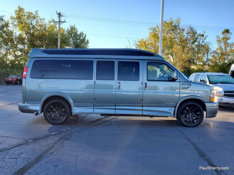 2023 Chevrolet Express Cargo Image 9